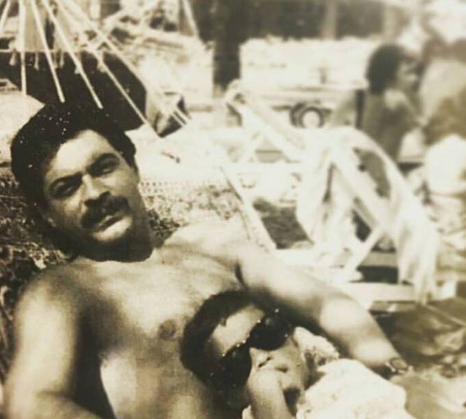 an old picture of Micky Makhija with his son, Shome