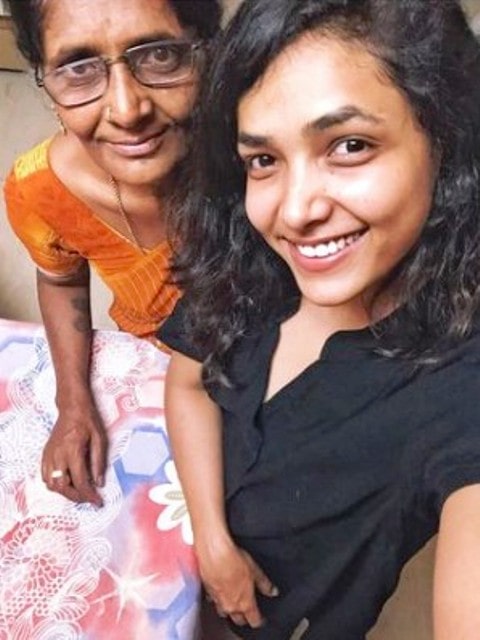 A photo of Anupama Gowda with her mother