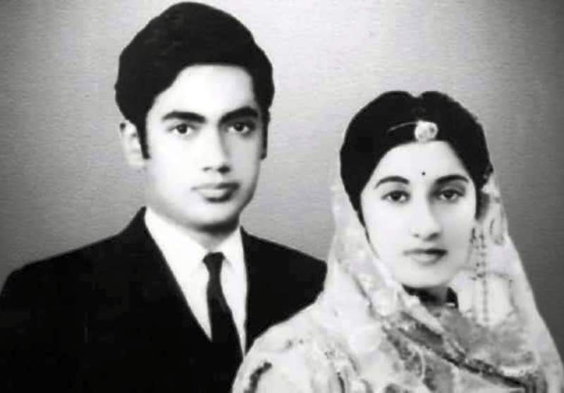 An old picture of Digvijay Singh with his wife, Asha Singh