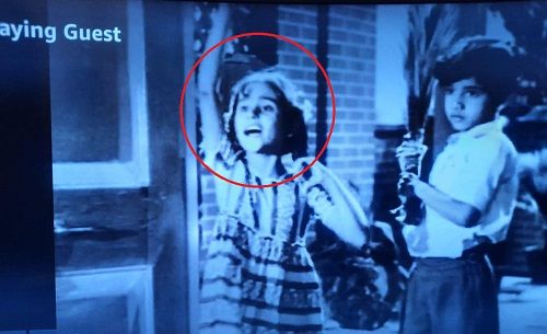 Anju Mahendru as a child actor in Paying Guest