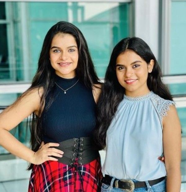 Antara Nandy and her sister, Ankita Nandy (right)