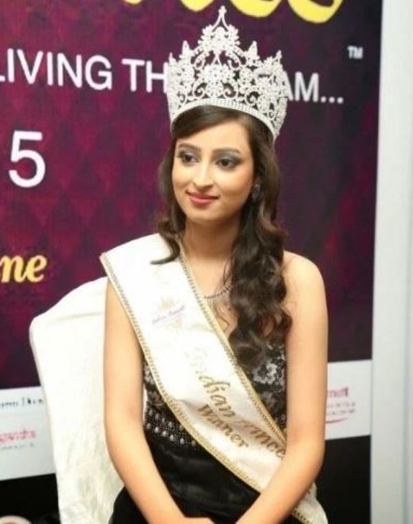 Chandni Sharma after winning the Indian Princess pageant in 2014