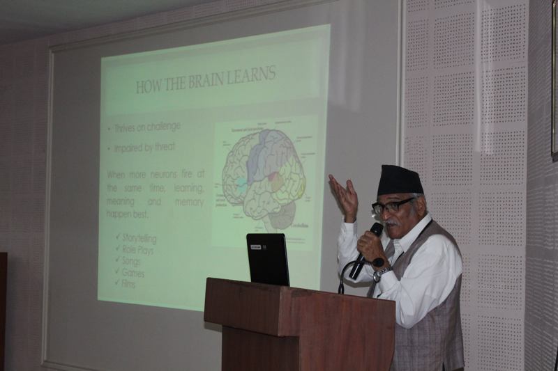 Dr Mohan Agashe during a seminar on 'Cinematic Diet for Health' at National AIDS Research Institute in 2018
