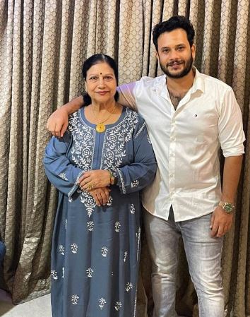 Manikandan Rajesh with his mother