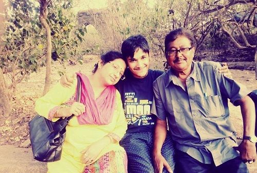 Nayandeep Rakshit with his parents
