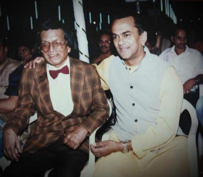 Remo Fernandes with Alfred Rose in Margão