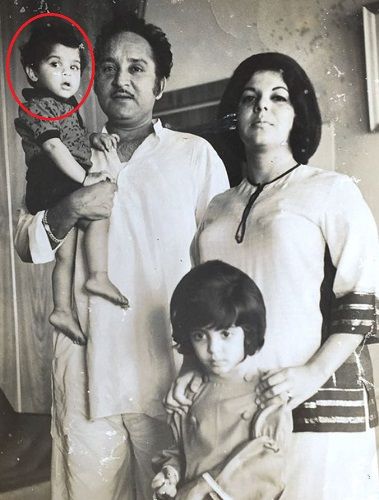 Sajid Khan's childhood picture with his parents and sister