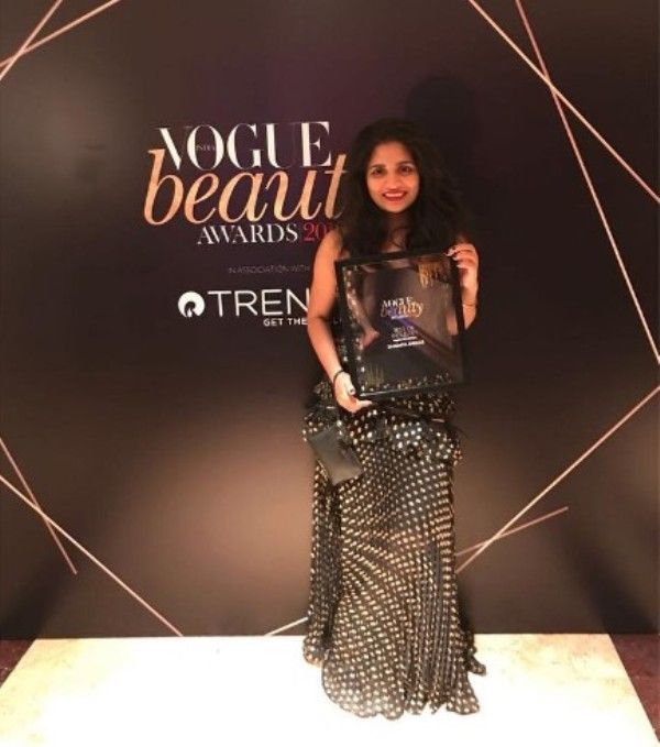 Sandhya Shekar with the Vogue India Beauty Award