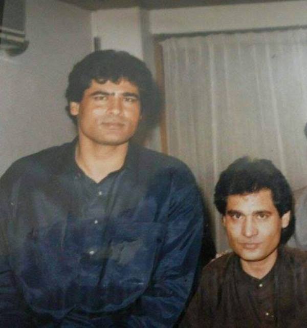 Shafqat Amanat Ali Khan (left) and Asad Amanat Ali Khan (right), sons of Ustad Amanat Ali Khan