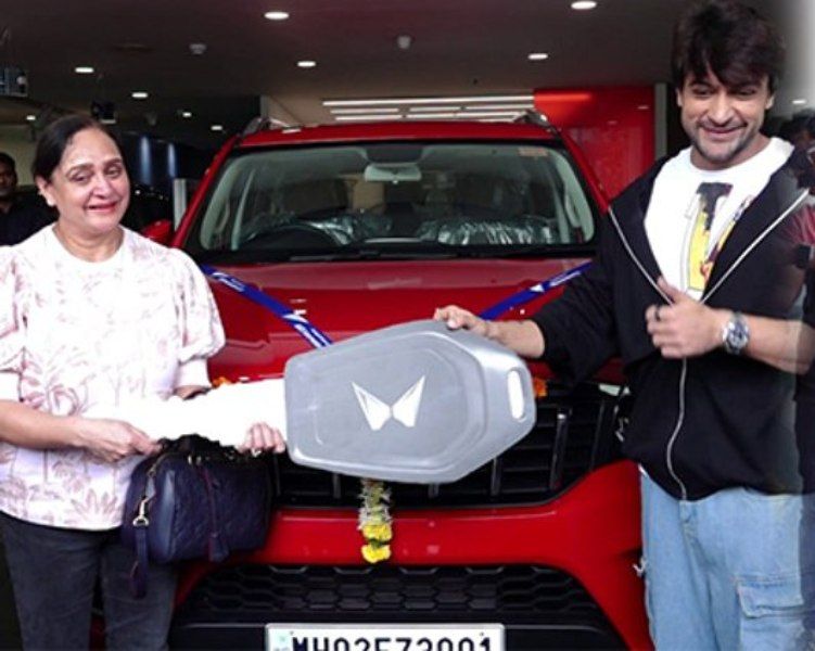 Shalin Bhanot's Mahindra SUV