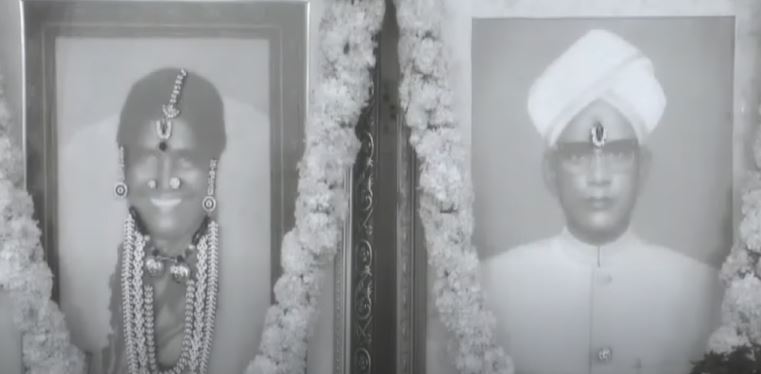 A picture of Amma Sri Karunamayi's parents