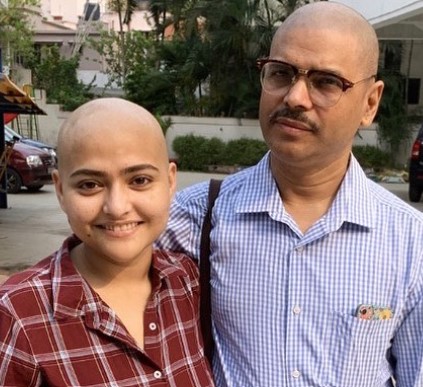 Aindrila Sharma (when she was suffering with cancer) posing with her father