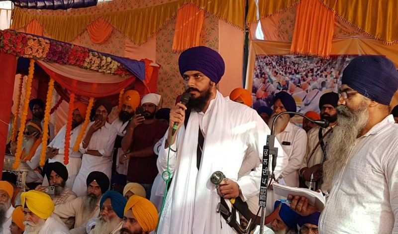 Amritpal Singh addressing the crowd at Tibbi Saheb Gurdwara in Faridkot on the seventh anniversary of Behbal Kalan killings - linked to the Bargari sacrilege case (2015)