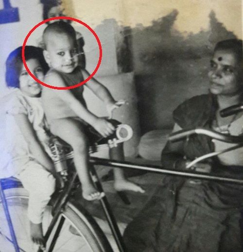Childhood picture of Ashutosh Rana
