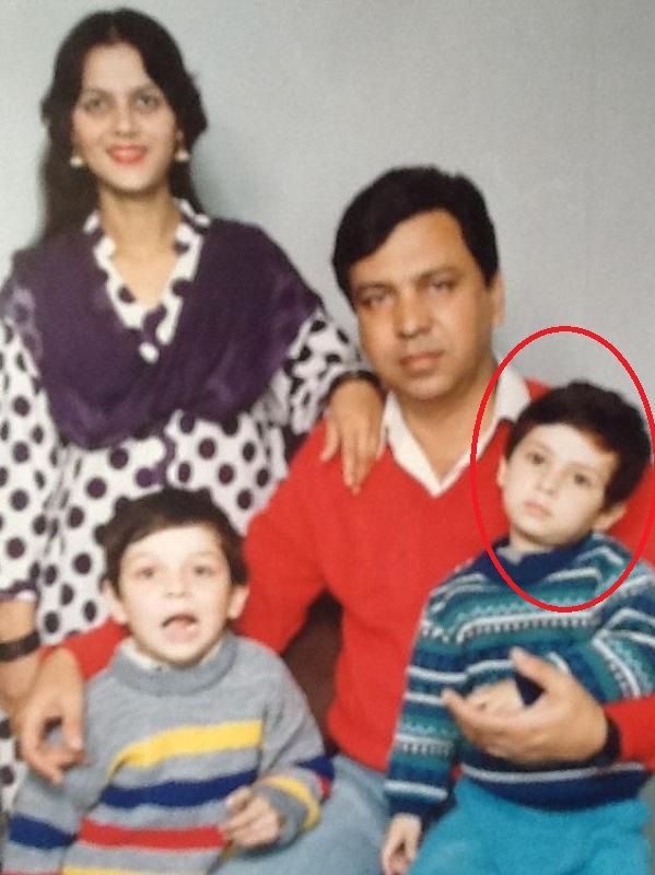 Childhood picture of Rida Isfahani with her parents, and brother, Ali Isfahani