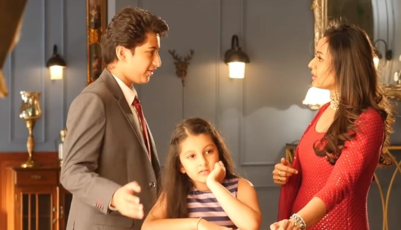 Gautam Ghattamaneni featured in a TV commercial along with his mother and sister