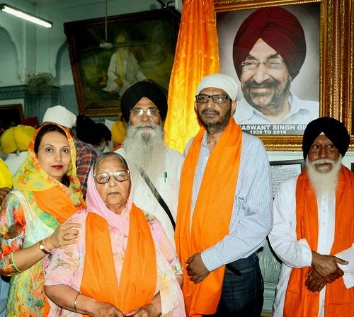 Jaswant Singh Gill's family members at an event where his portrait was unveiled at the Sikh Museum at the premises of the Holy Golden Temple