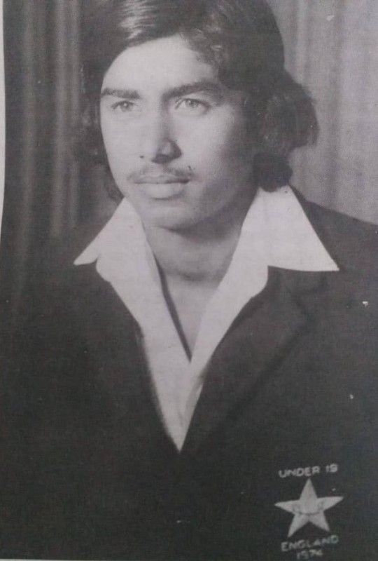Javed Miandad at 17 years old