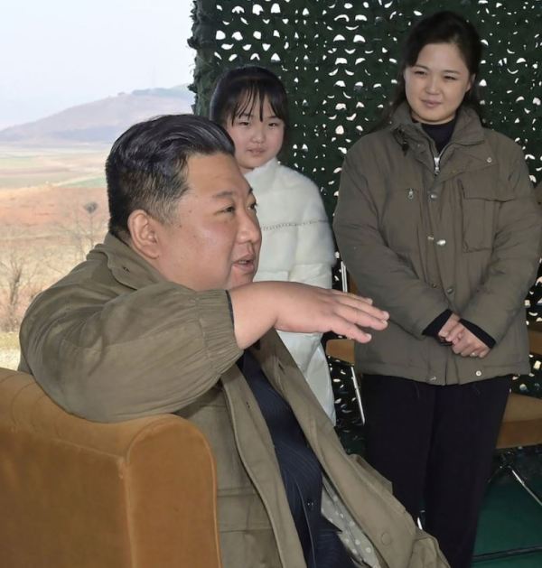 Kim Jong-un, Ri Sol-ju, and their daughter Kim Ju-ae