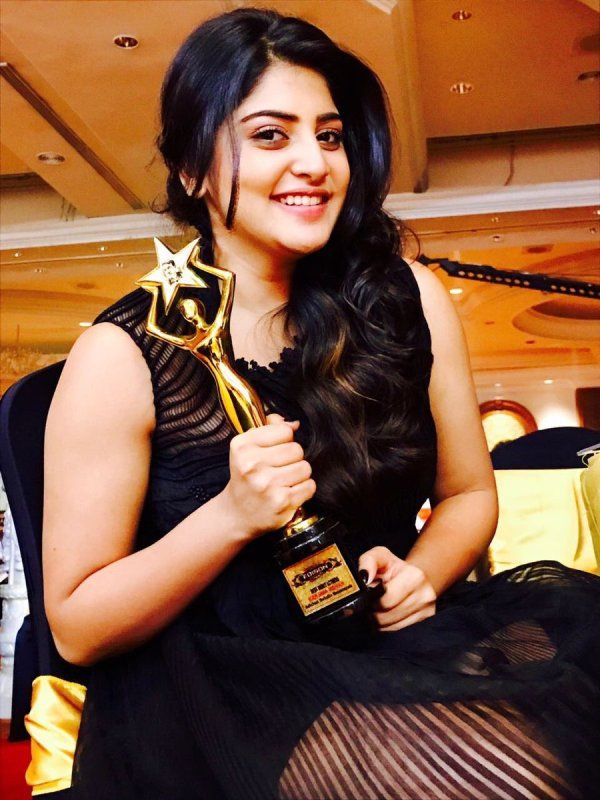 won the Best Debut Actress Award for the Tamil film Achcham Yenbadhu Madamaiyada (2016) at the Edison awards