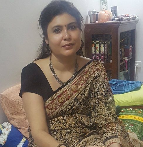 Mridula Tripathi (Pankaj Tripathi's Wife) Wiki, Age, Children, Family ...