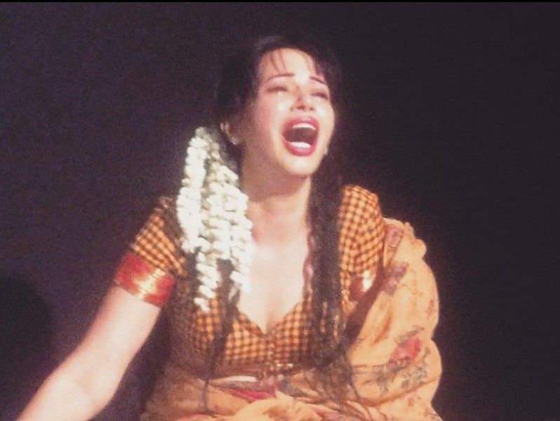Rozlyn Khan while performing in the play 'Hatak'