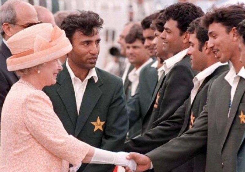 Saeed Anwar introducing Queen Victoria to Pakistani team before England Series