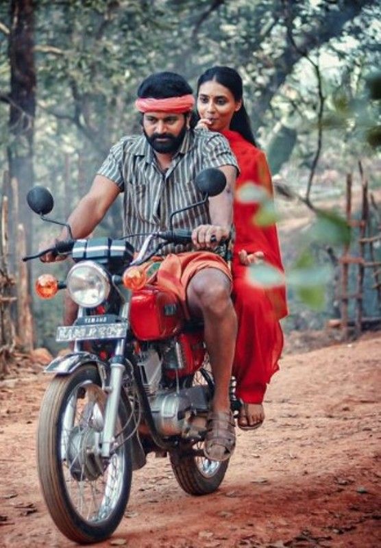 Sapthami Gowda and Rishav Shetty in a still from the Kannada film Kantara (2022)