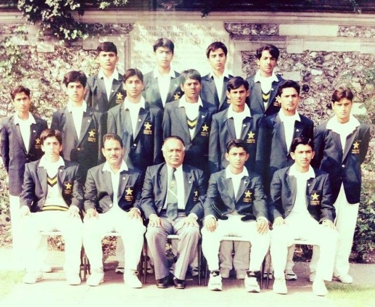 Shoaib Malik (third from right in middle row) selected for under-15 World Cup 1996