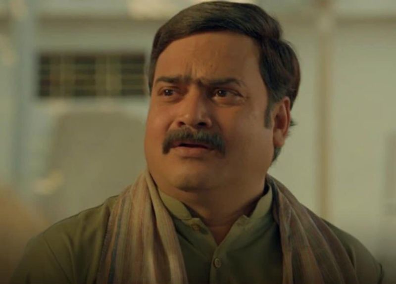 Shrikant Verma as Parameshwara in a scene from the web series Panchayat (2020)