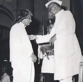 Sumitranandan Pant while receiving the Padma Bhushan award