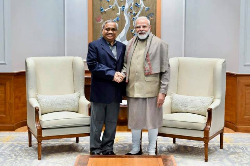 Vijay Sankeshwar with Prime Minister Narendra Modi
