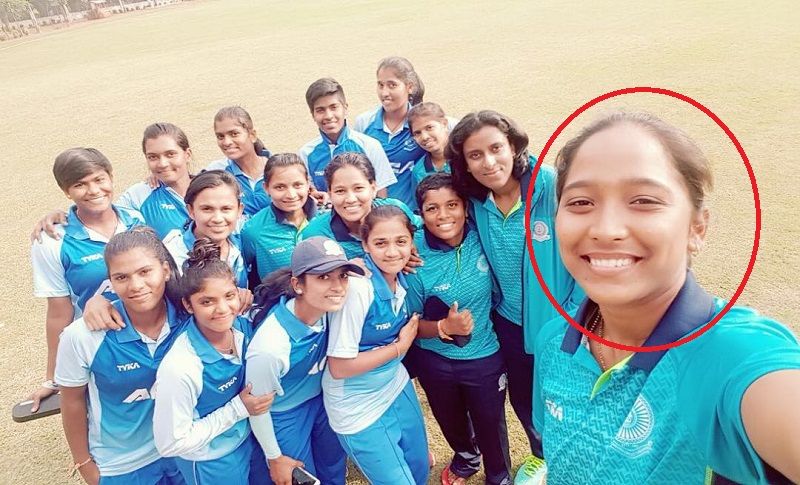 Anjali Sarvani with her Andhra Pradesh team