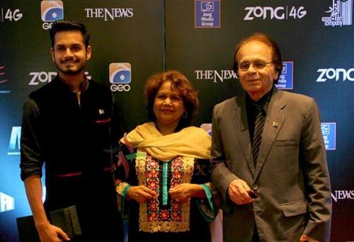Azlan Shah with his parents