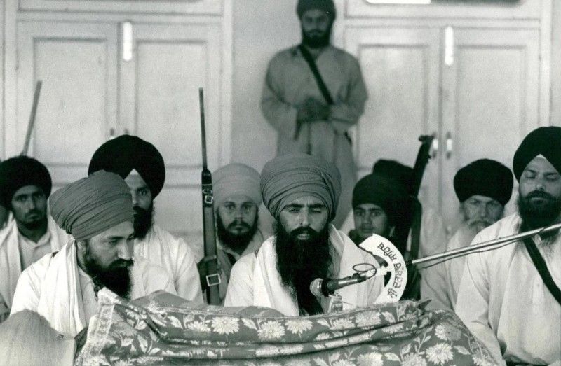 Jarnail Singh Bhindranwale reciting verses from Guru Granth Sahib