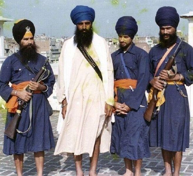 Jarnail Singh Bhindranwale with his bodyguards