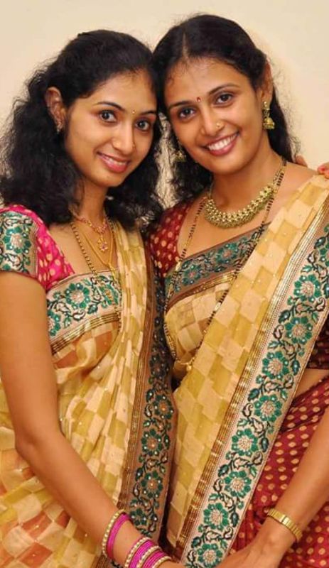 Manasi Sudhir with her sister