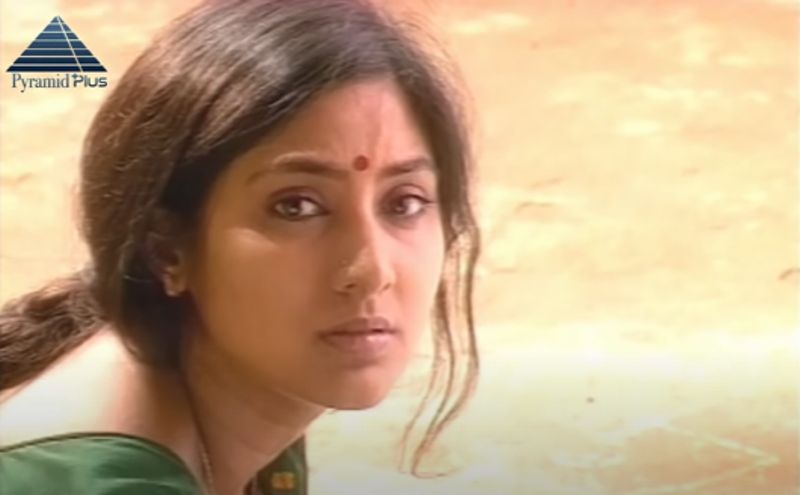 Rohini Molleti as Ganga in a still from the Tamil television show Chinna Chinna Aasai (1995) on Sun TV