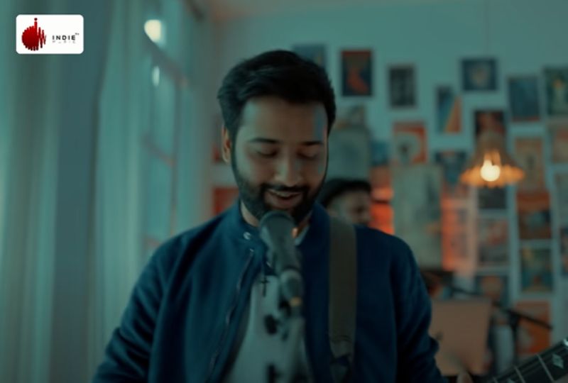 Siddharth Amit Bhavsar in a still from the music video Jannat Ve (2021)