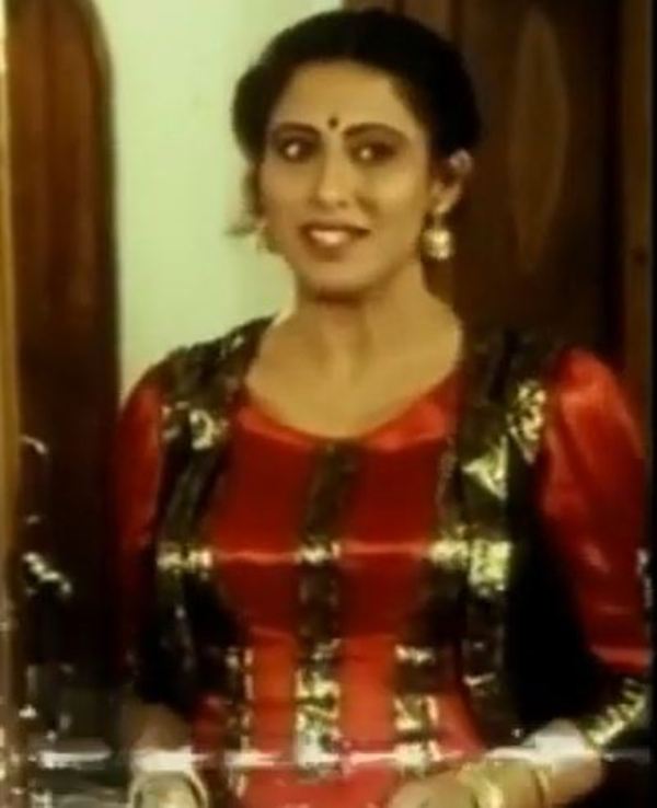 Tinaa Ghaai in the film 'Aaj Di Heer' (1983)