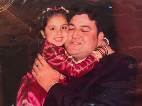 Tunisha Sharma's childhood picture with her father