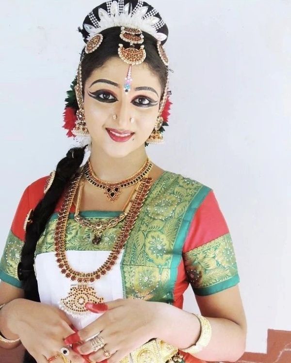 Aarsha Chandini Baiju dressed in Kuchipudi outfit