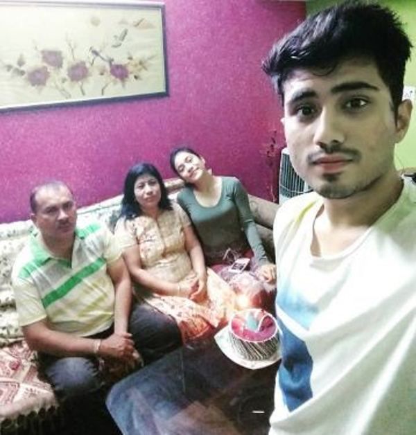 Abhijit Negi (Encore ABJ) with his family