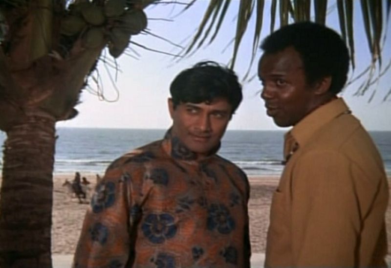 Dev Anand and American actor Rod Perry in a still from the film 'The Evil Within' (1970)