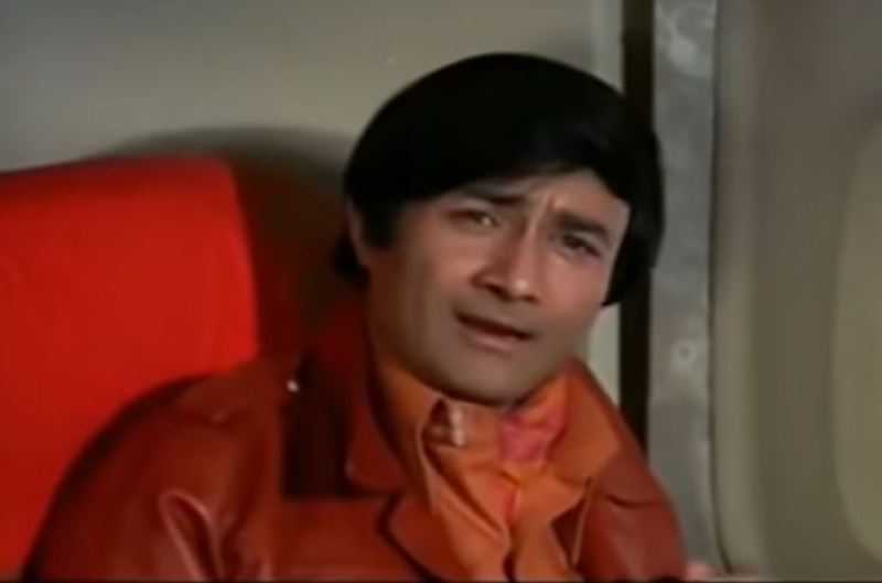 Dev Anand as Prashant Jaiswal in the film 'Haré Rama Haré Krishna' (1971)