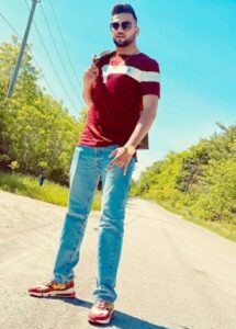 Gur Sidhu Wiki, Height, Age, Girlfriend, Family, Biography & More - WikiBio