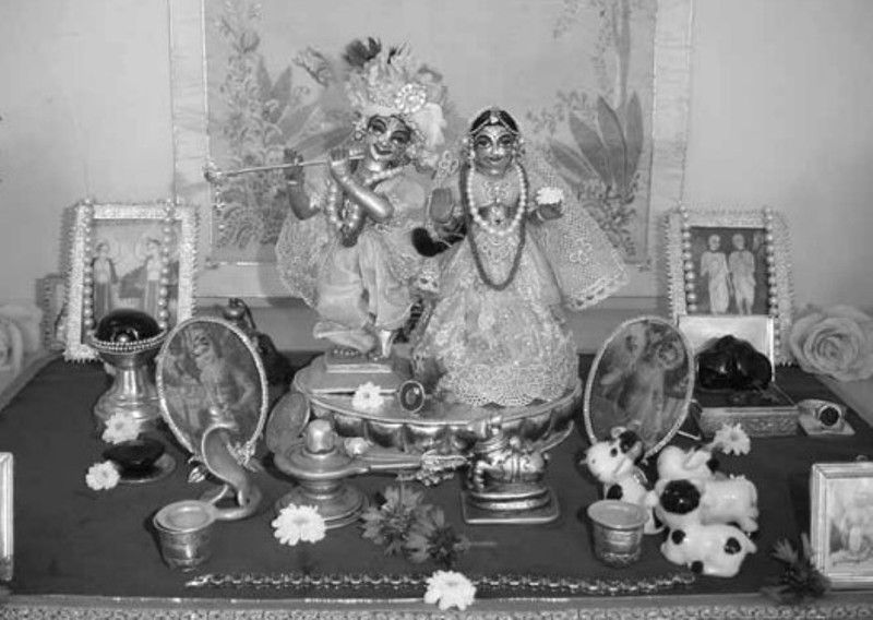 Indradyumna Swami's personal altar