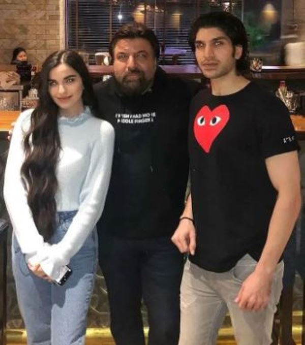 Karan Mehta with his father and sister, Ria Mehta