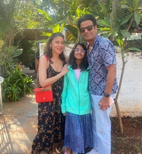 Manoj Bajpayee with his wife and daughter