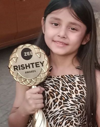 Reeza Choudhary with her award